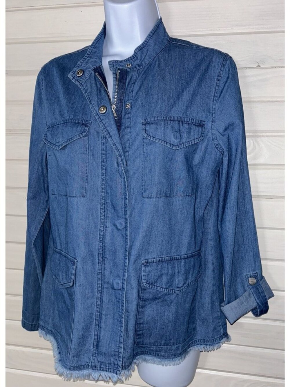 Sanctuary Sz XS Blue Chambray Denim Frayed Hem Utility Jacket Pockets EUC